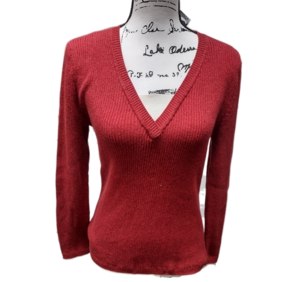 Reference point v-neck sweater - Picture 1 of 2